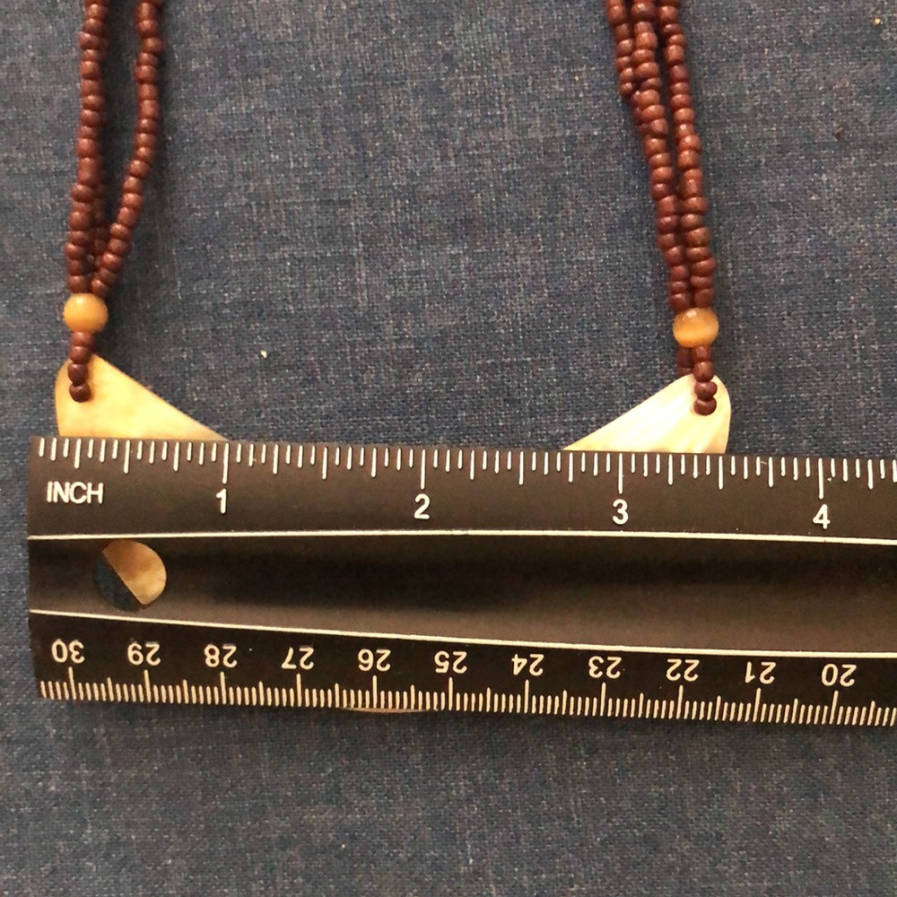 Shell and bead necklace - Picture 5 of 5